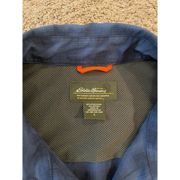 Men's Eddie Bauer Outdoor Plaid Short Sleeve Button Shirt Lot (2) Large - Picture 4 of 12